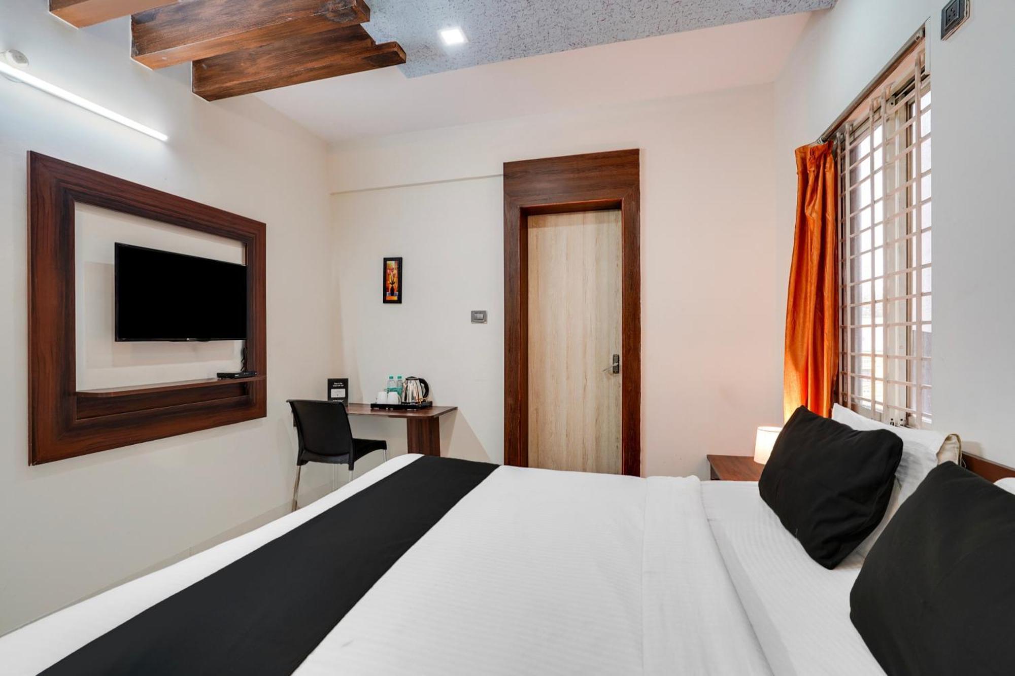 Super Collection O Bangalore Airport Road Yelahanka Экстерьер фото